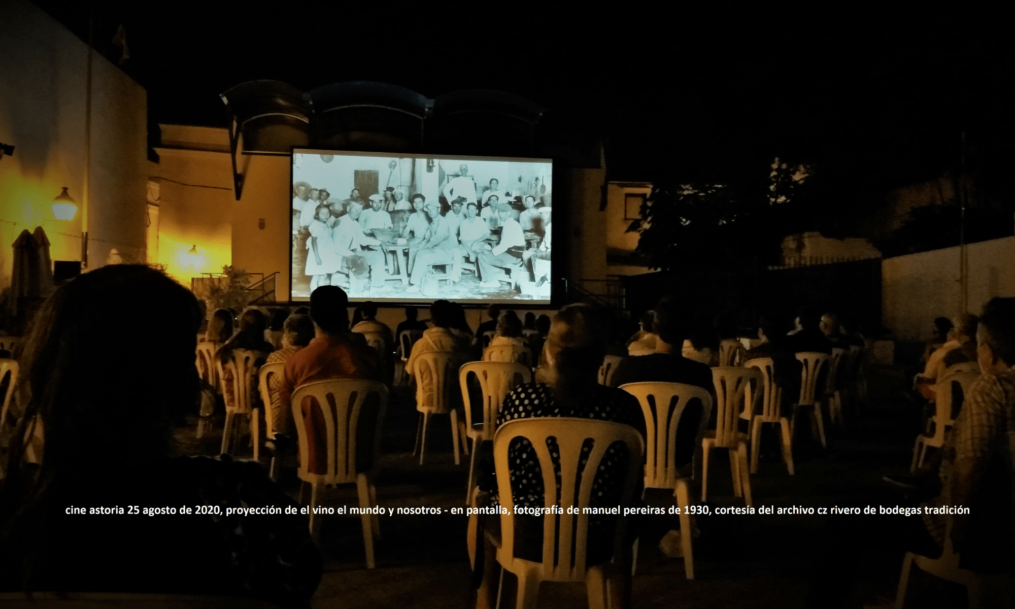 proyeccion de el vino el mundo y nosotros en cine astoria de jerez